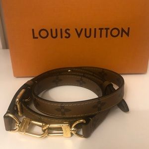 1000% Authentic Louis Vuitton Reverse Strap